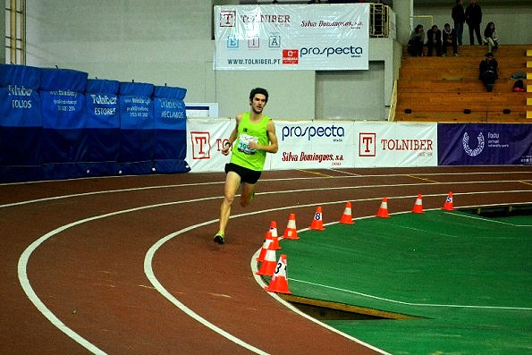 João Cruz venceu a prova dos 3 mil metros