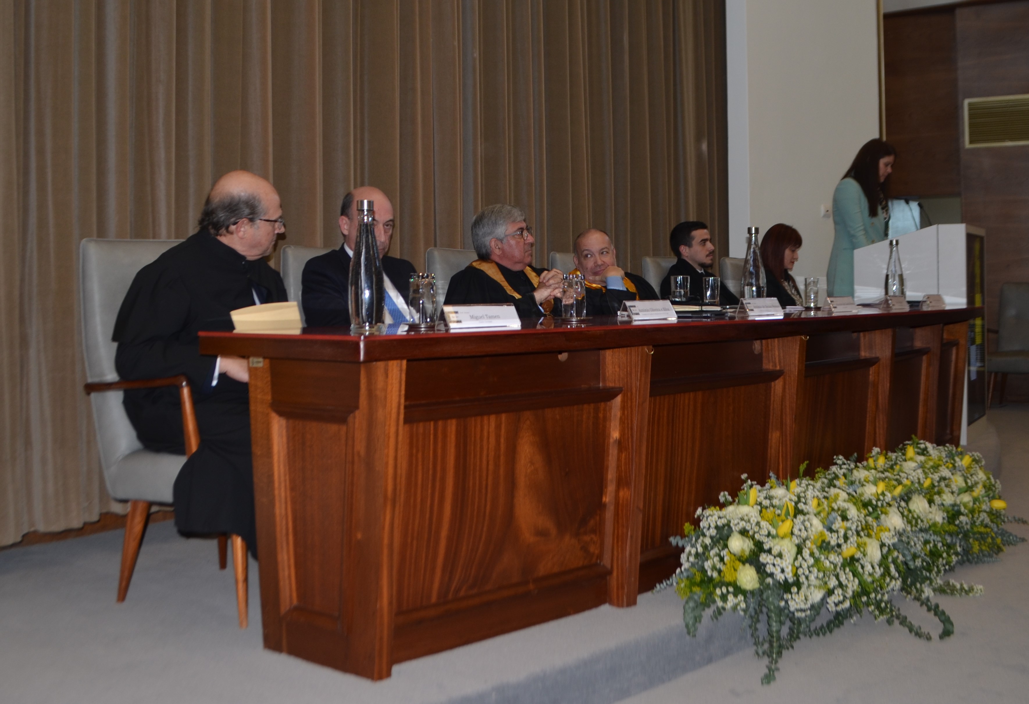 A "Universidade como deve ser" é o tema que o orador convidado, Miguel Tamen, trouxe à discussão.